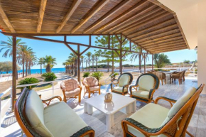 Villa Maria Beachfront Residence